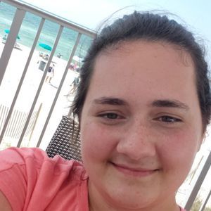 Meet your Posher, Riah